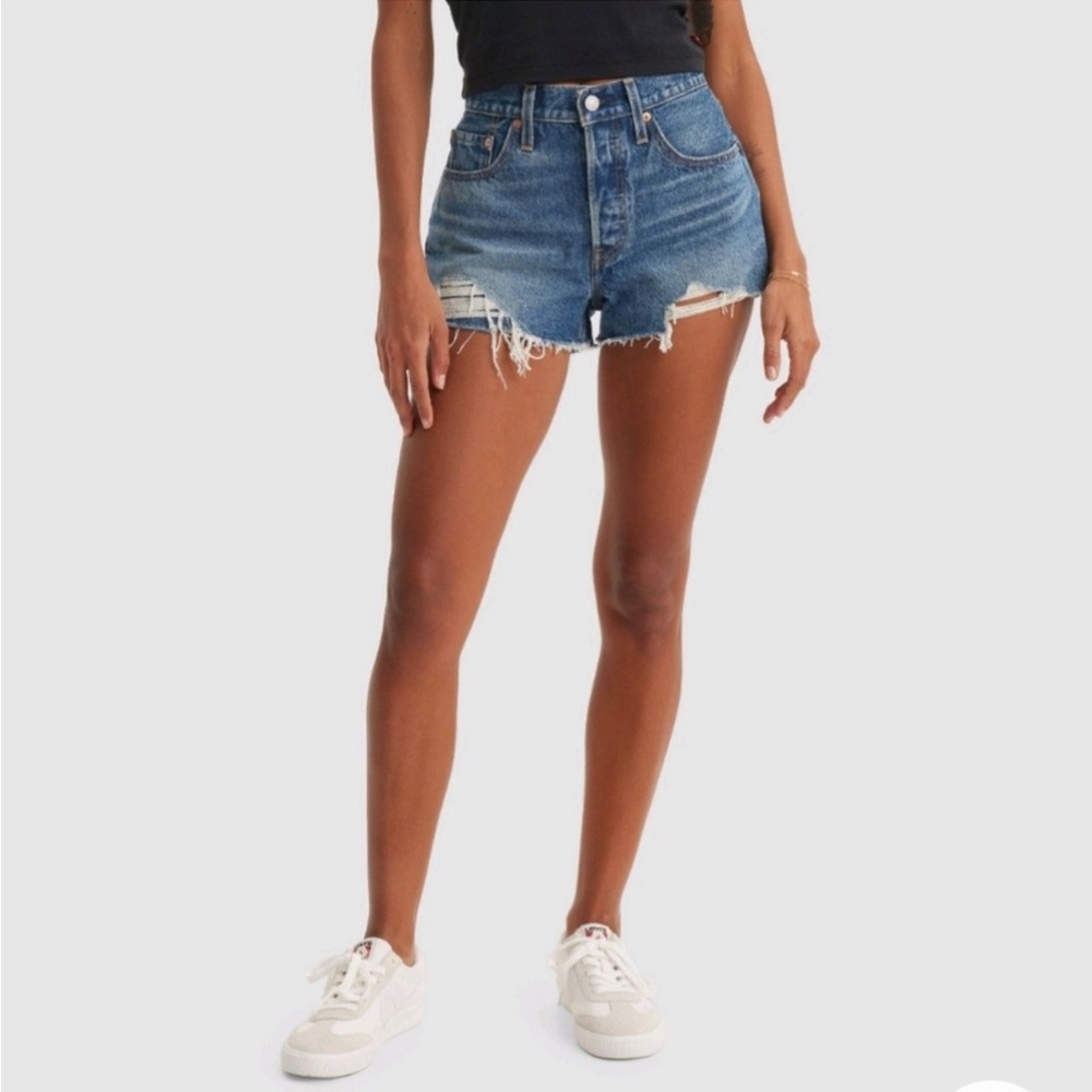 Levi’s Jean shorts buttonfly W 28